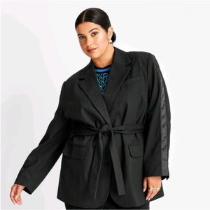 Future Collective Kahlana Barfield Brown x Target Black Tie Front Blazer Size 1x